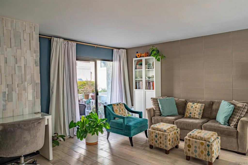 MLS #250037852SD image #12