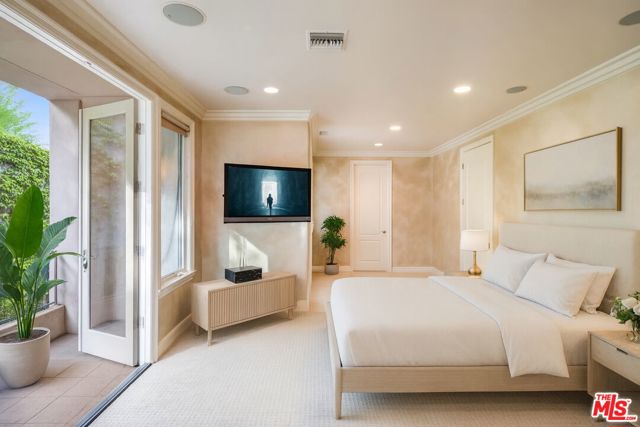 868 Braewood Court, South Pasadena CA: https://media.crmls.org/mediaz/d8f6bd34-ae2d-44cc-9a0f-42b3cf4eabf7.jpg