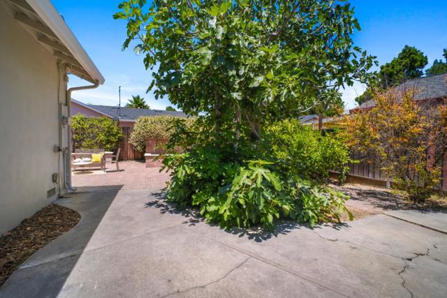 1713 W Campbell Avenue, Campbell CA: https://media.crmls.org/mediaz/d8f6ec77-d405-4f14-833d-cb39ad55e693.jpg