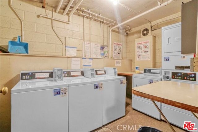 5003 Tilden Avenue, Sherman Oaks CA: https://media.crmls.org/mediaz/d8f7369f-6aa8-4371-bbfa-4bb34913f862.jpg