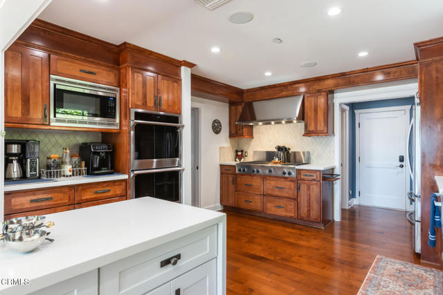3626 Saint Elizabeth Road, Glendale CA: https://media.crmls.org/mediaz/d8f74ce3-5578-42d8-95b3-78b29ab732c6.jpg