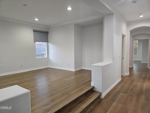 Detail Gallery Image 25 of 38 For 7454 Chanteclair Ct, Los Angeles,  CA 91042 - 5 Beds | 3 Baths