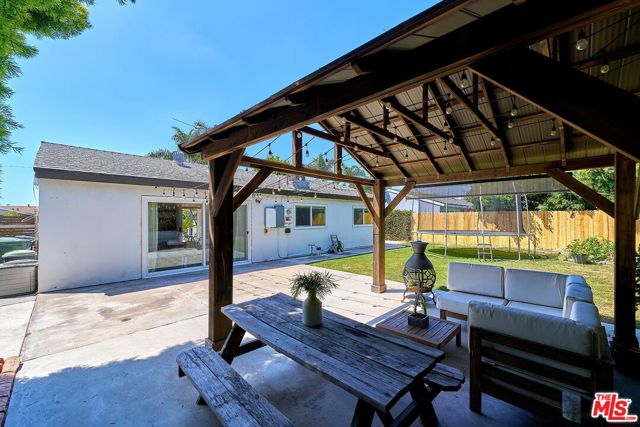 Image 27 of 42 For 5541 Marcella Avenue