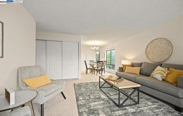 420 N Civic Dr., Walnut Creek CA: https://media.crmls.org/mediaz/d8f83c1c-d2ab-44cd-b5e8-edd30524344a.jpg