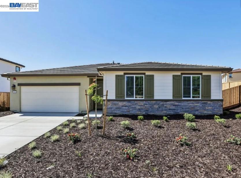 5412 Golden Eagle Street