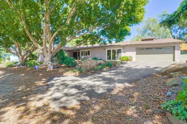 814 Via La Cresta, El Cajon, California 92021, 3 Bedrooms Bedrooms, ,2 BathroomsBathrooms,Single Family Residence,For Sale,Via La Cresta,250001408SD