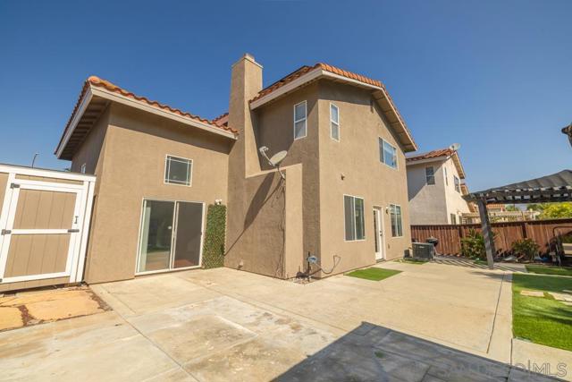 3514 Lake Park Avenue, Fallbrook CA: https://media.crmls.org/mediaz/d8fb2ab8-db9e-4658-850b-cdf04ee36417.jpg