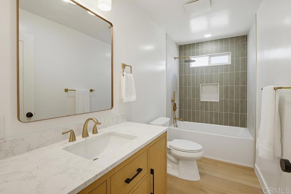 4614 Winona Avenue - photo 19