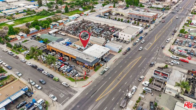 2446 2452 Durfee Avenue, El Monte CA: https://media.crmls.org/mediaz/d8fd017e-4174-4e36-a643-d45bd5a72d0b.jpg