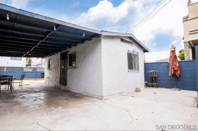 1845 47 Julian Ave, San Diego CA: https://media.crmls.org/mediaz/d8fd46ba-d4bf-4745-9ea0-2bea93dc5b83.jpg