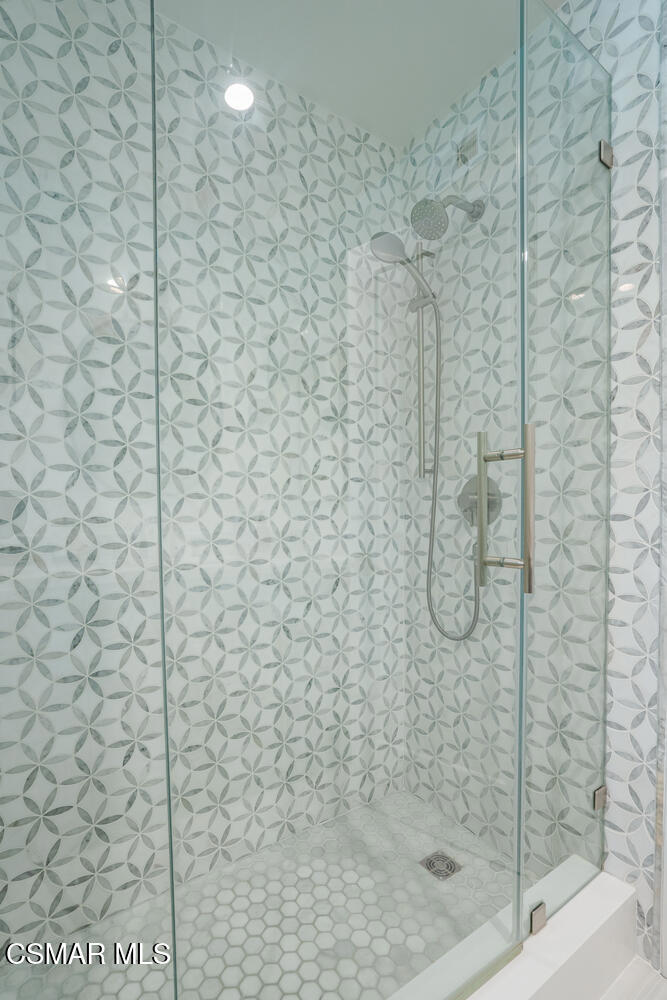 https://media.crmls.org/mediaz/d8fd7efe-81a1-4d96-84c4-b211dc2bd232.jpg?preset=X-Large
