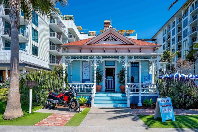 465 S Cleveland St, Oceanside CA: https://media.crmls.org/mediaz/d8fdb99b-d022-46df-a965-45d9a119d28e.jpg