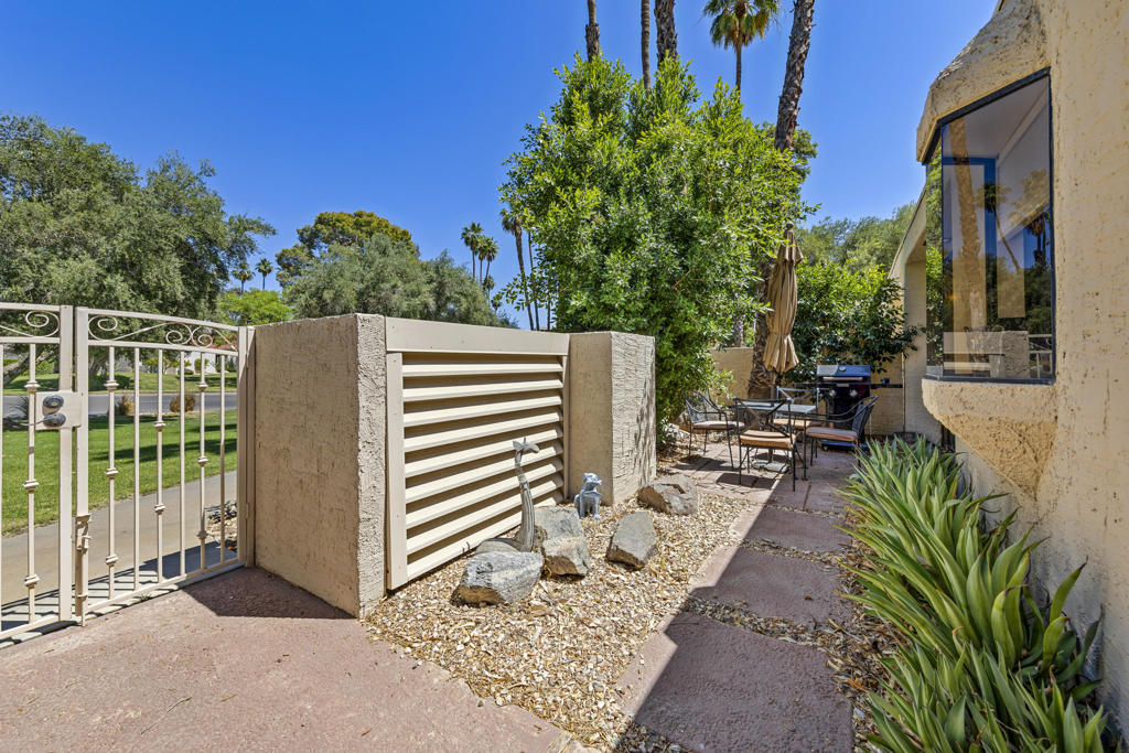 MLS #219130229DA image #2