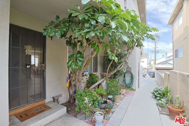 2213 Nelson Avenue, Redondo Beach, California 90278, ,Residential Income,Sold,Nelson,25609459 2213 Nelson Avenue, Redondo Beach, California 90278, ,Residential Income,Sold,Nelson,25609459