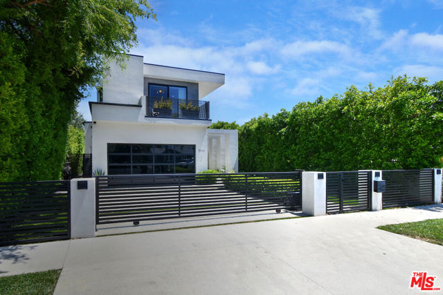 5316 Lennox, Sherman Oaks CA: https://media.crmls.org/mediaz/d8feedc4-04b6-4925-bd10-38f5b1992410.jpg