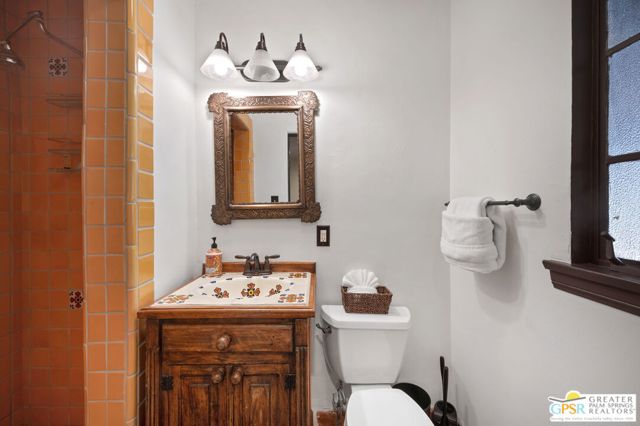 1471 E El Alameda, Palm Springs CA: https://media.crmls.org/mediaz/d8ff7516-e3da-48e3-83e9-ee40b952e676.jpg