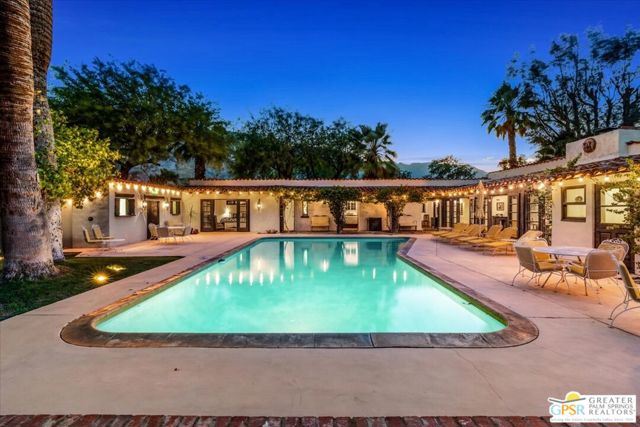 1011 E El Alameda, Palm Springs CA: https://media.crmls.org/mediaz/d9002880-eb3b-47d4-99f5-72cc8f3161ea.jpg