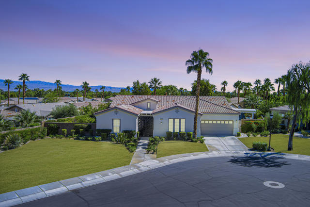 81207 Santa Rosa Court, La Quinta CA: https://media.crmls.org/mediaz/d9045380-1bda-48fd-bfec-13ec8c0968c5.jpg