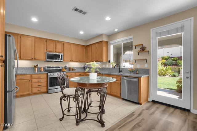 Detail Gallery Image 19 of 61 For 11052 Picard Pl, Beaumont,  CA 92223 - 4 Beds | 3/1 Baths