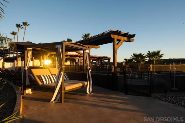 28382 Beija Flor, Valley Center CA: https://media.crmls.org/mediaz/d905d0e8-a737-41ab-9ae4-086b10e4e57f.jpg