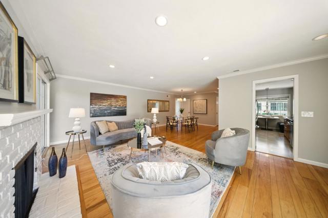 1079 Brighton Place, Mountain View CA: https://media.crmls.org/mediaz/d9075822-798f-4aa2-b785-ca104a3bc5c6.jpg