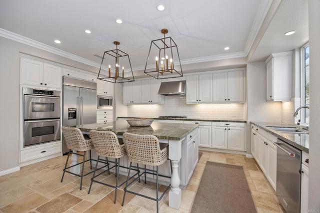 Detail Gallery Image 9 of 75 For 3544 Sitio Damasco, Carlsbad,  CA 92009 - 5 Beds | 3 Baths