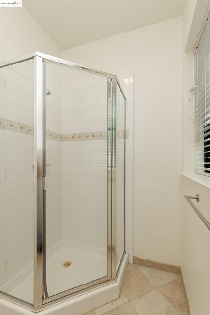 1565 32nd Street, Oakland CA: https://media.crmls.org/mediaz/d907f6a9-4450-40e5-9aa0-5f07a8b35d2d.jpg