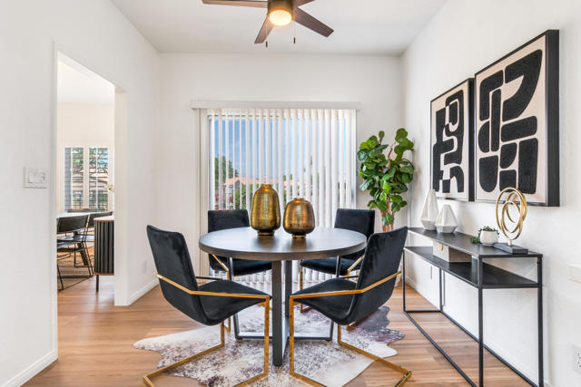 48245 Calle Floristas, La Quinta CA: https://media.crmls.org/mediaz/d908f7db-6017-407c-b6d4-11d003fd2fac.jpg