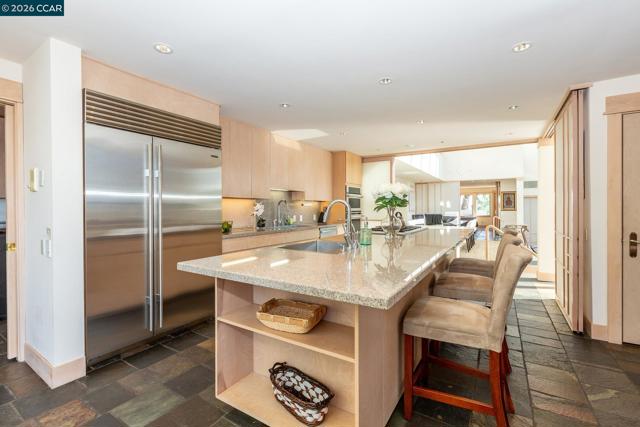 Image 18 of 55 For 319 Tappan Ter