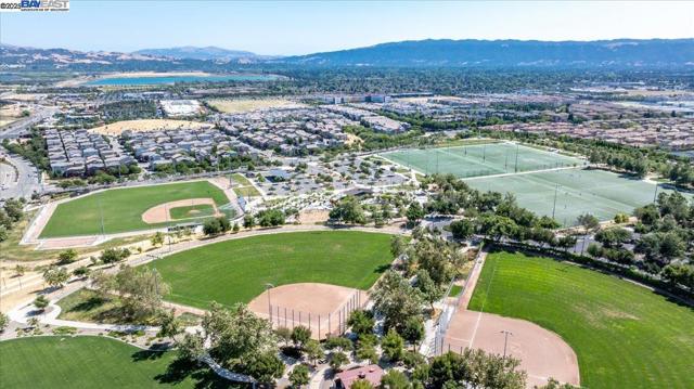4023 Clare St, Dublin CA: https://media.crmls.org/mediaz/d9094437-de18-4b40-ba00-9c276cfac8dc.jpg