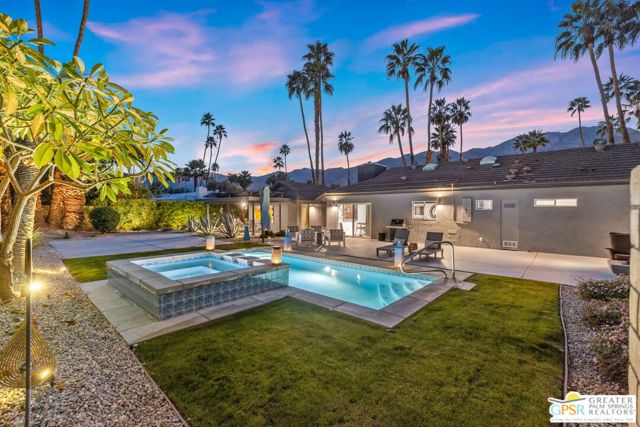 1244 S San Mateo Drive, Palm Springs CA: https://media.crmls.org/mediaz/d909cc5f-7124-41b9-9f5a-bdf91f43f112.jpg