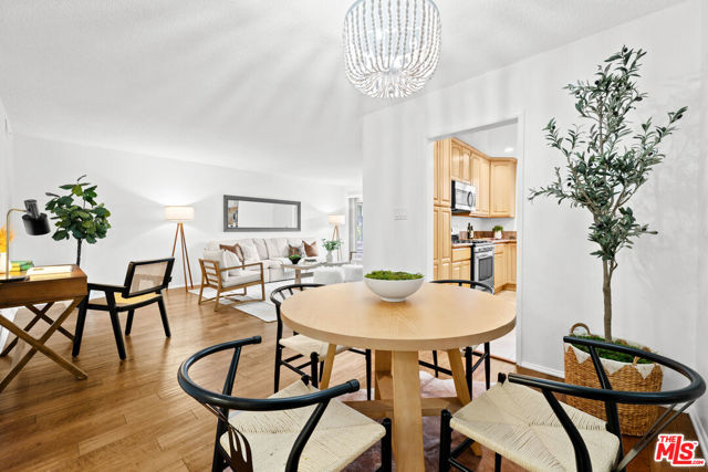 11670 W Sunset Boulevard, Los Angeles CA: https://media.crmls.org/mediaz/d909d536-bd93-4f29-9c6a-df984c7d9128.jpg