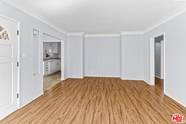 2652 Stoner Avenue, Los Angeles CA: https://media.crmls.org/mediaz/d909e0ec-1bb5-4028-a0fb-270a087543f2.jpg