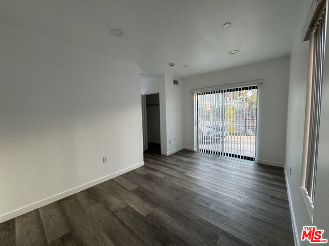 1330 Arapahoe Street, Los Angeles CA: https://media.crmls.org/mediaz/d90a70b6-d1b0-4289-9169-0e7862944e19.jpg
