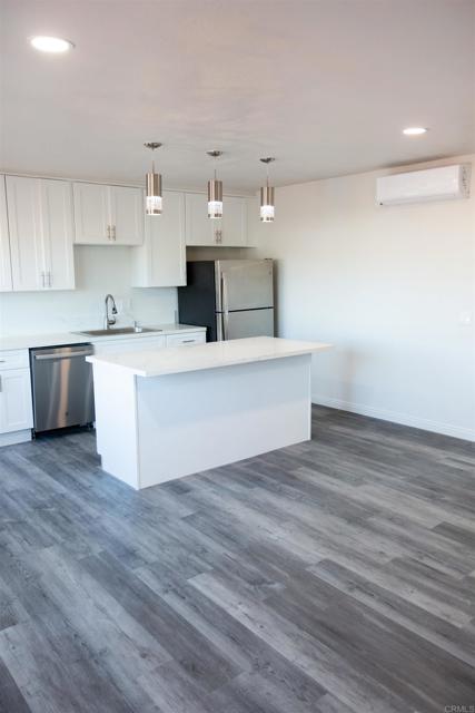 Image 1 of 20 For 1417 Grove Street 1