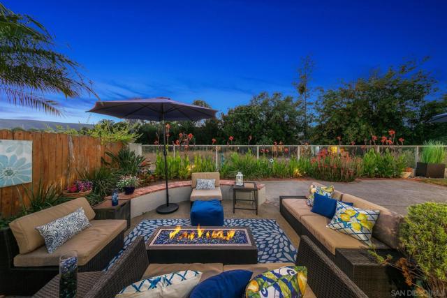 10602 Rancho Carmel Dr., San Diego CA: https://media.crmls.org/mediaz/d90e9694-0ee7-40fe-aa25-df7b20fba8c8.jpg