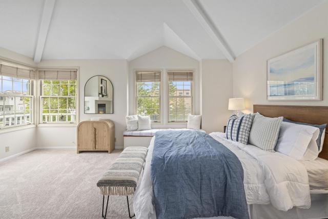 717 C Ave, Coronado CA: https://media.crmls.org/mediaz/d90f4fc9-6328-42a4-88ac-8c1ece2eab95.jpg
