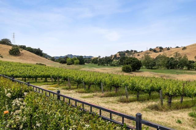 1305 Lions Peak Lane, San Martin CA: https://media.crmls.org/mediaz/d9110880-6c30-474b-9b58-3f54970da499.jpg