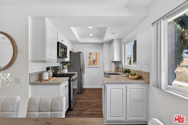 2120 Dufour Avenue, Redondo Beach, California 90278, 2 Bedrooms Bedrooms, 0 ,2 BathroomsBathrooms,Residential,For Sale,Dufour,0,26864931