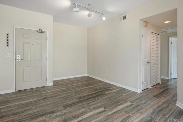 Detail Gallery Image 8 of 29 For 1501 Front St #516,  San Diego,  CA 92101 - 2 Beds | 2 Baths