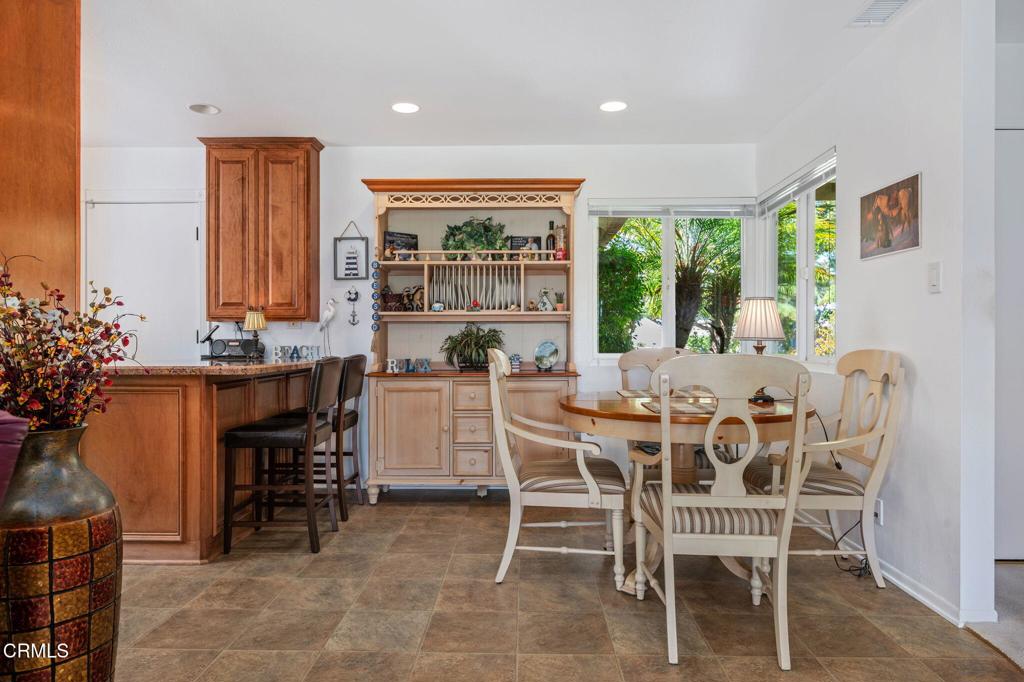 MLS #V1-31645 image #9