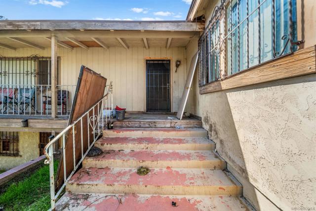 1432 E 7th St, National City, California 91950, ,Multi-Family,For Sale,E 7th St,250020063SD