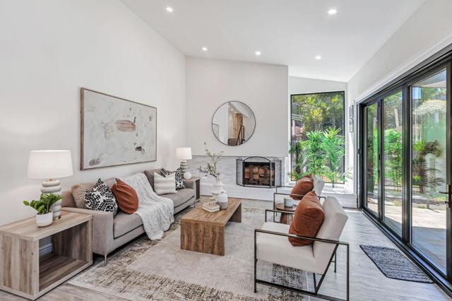 19680 Crestbrook Drive, Saratoga CA: https://media.crmls.org/mediaz/d91481ee-5c17-47c0-ad2d-d308f053f2f7.jpg