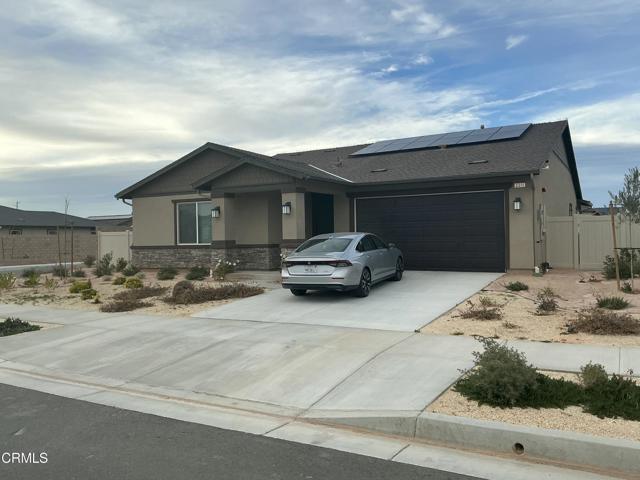 Detail Gallery Image 2 of 24 For 3311 Topaz Ln, Lancaster,  CA 93535 - 3 Beds | 2 Baths