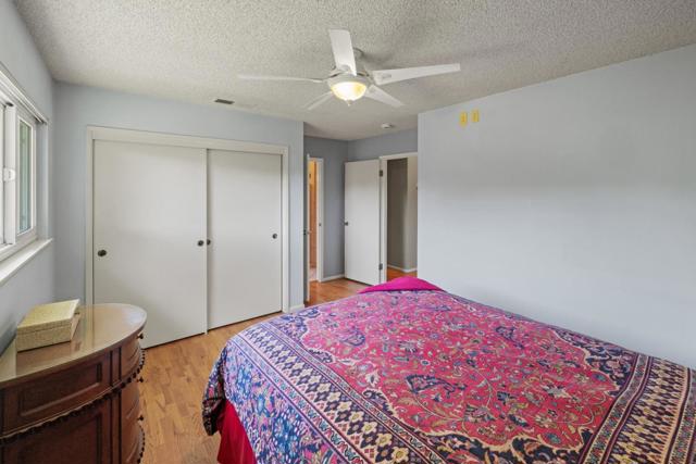 19060 Oak Heights Drive, Salinas CA: https://media.crmls.org/mediaz/d916ff1a-c887-46d1-a156-4efc51a8ce25.jpg