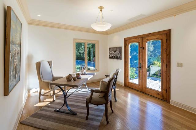28500 Matadero Creek Lane, Los Altos Hills CA: https://media.crmls.org/mediaz/d9170329-2178-4ced-bc29-4a67748cd644.jpg