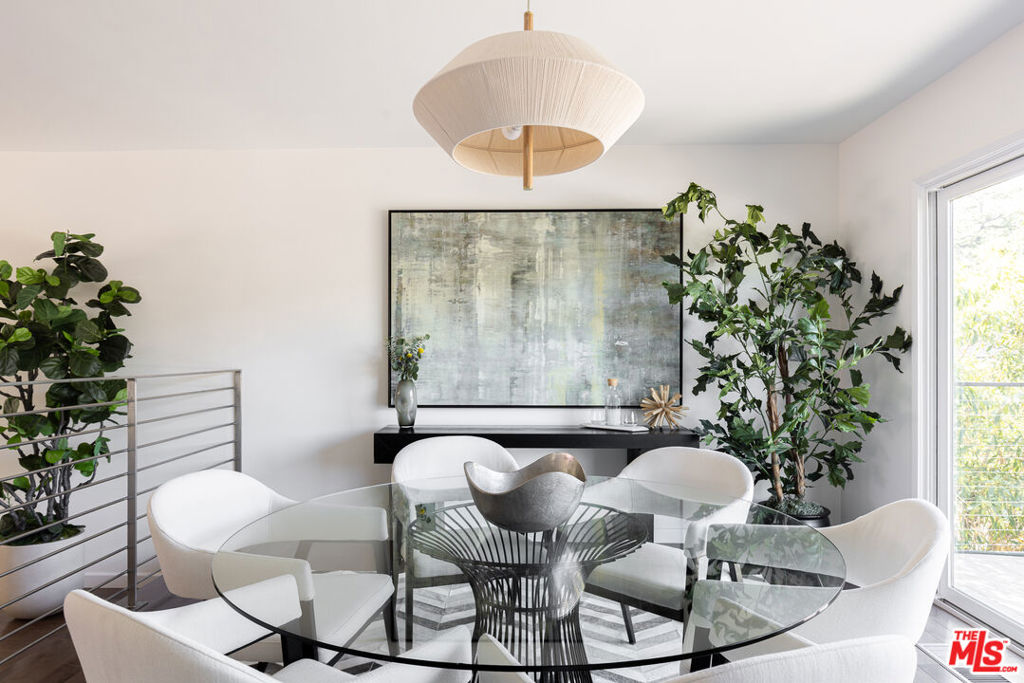 MLS #25567183 img 11