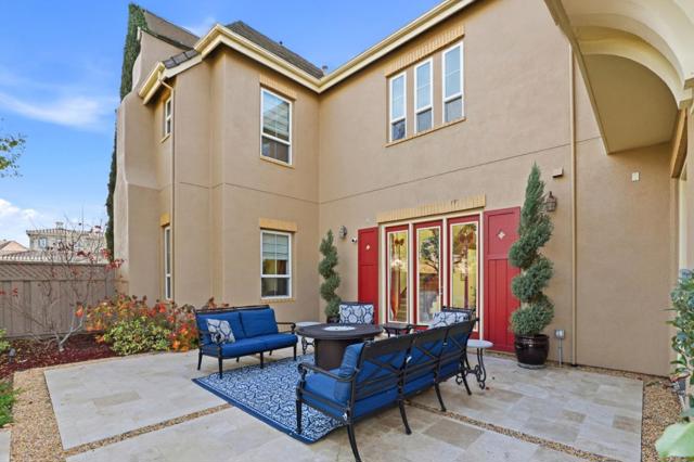 1625 Mission Avenida, Morgan Hill CA: https://media.crmls.org/mediaz/d917864d-568e-4c56-91a1-27030f7ed0e3.jpg