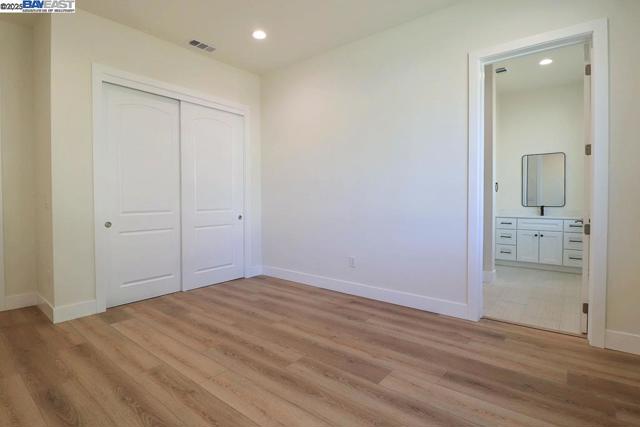 5232 Henderson Ct, Antioch CA: https://media.crmls.org/mediaz/d9179cc4-5a89-492c-a5ee-889695864a30.jpg