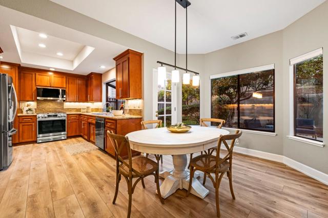 229 Marvilla Circle, Pacifica CA: https://media.crmls.org/mediaz/d9185942-93da-4591-9e5a-ec020fb780e4.jpg